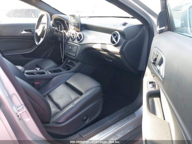WDCTG4GB3HJ333803 Mercedes-Benz Gla 250 4matic