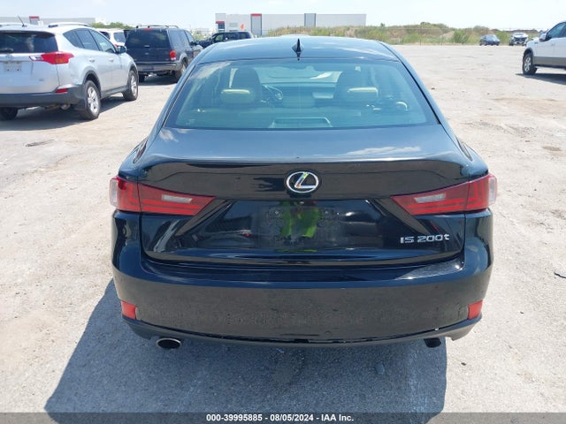 JTHBA1D2XG5017391 Lexus IS 200T