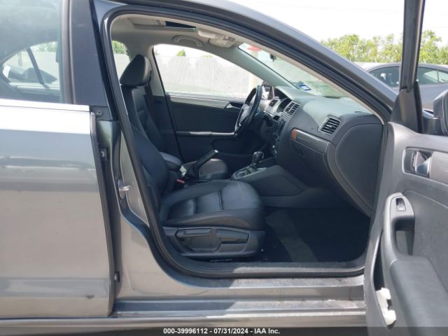 3VWDB7AJ5HM281732 Volkswagen Jetta 1.4t Se
