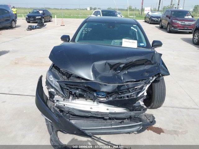 Toyota Camry Le Hybrid 2022 4T1C31AK3NU582021 Image 12