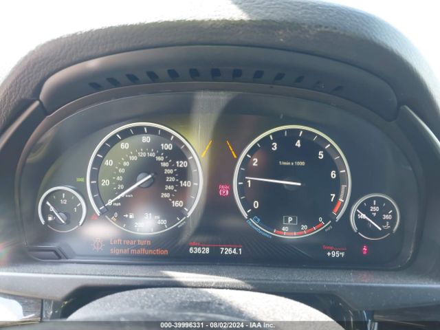 2018 BMW X5 5UXKR0C55J0X91096 Photo 6