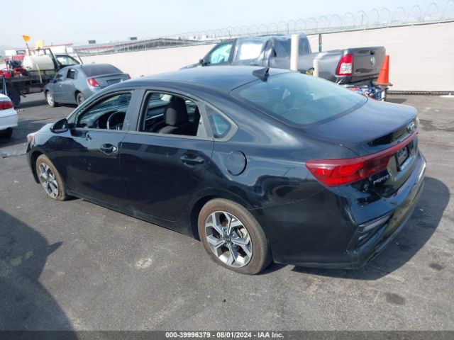 3KPF24AD7ME269218 KIA Forte Lxs