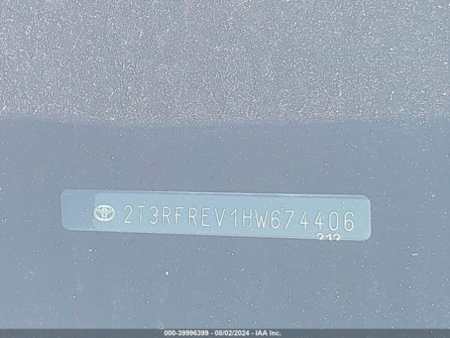 2T3RFREV1HW674406 Toyota Rav4 Xle
