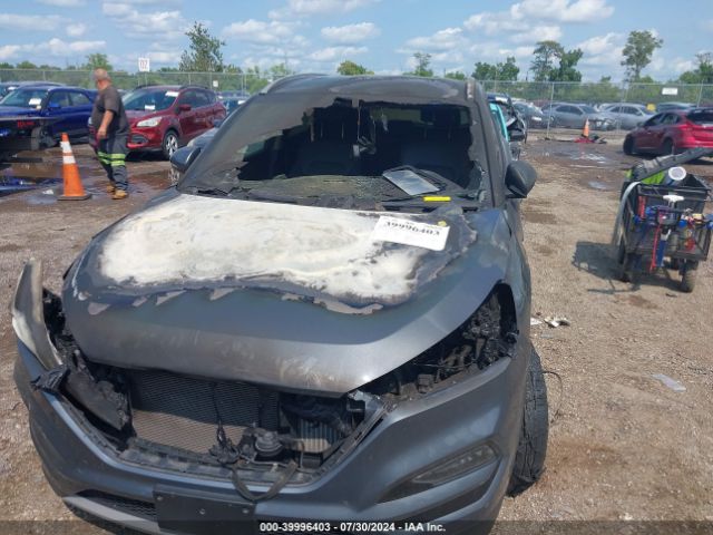 KM8J3CA22HU445031 Hyundai Tucson Limited