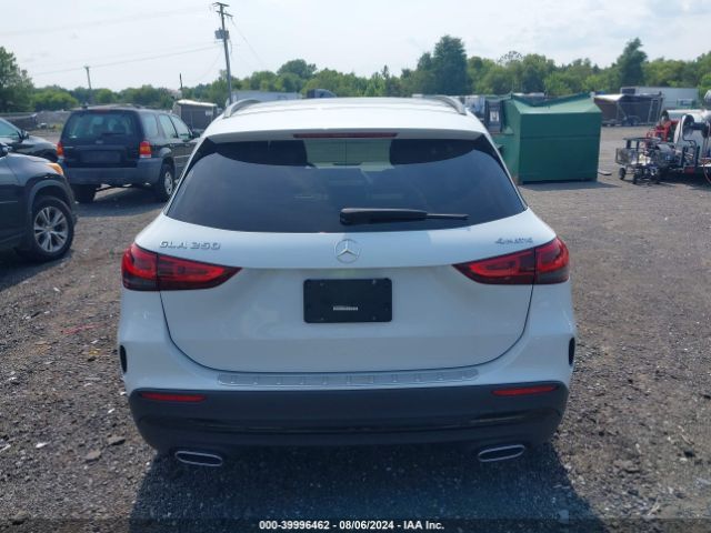 W1N4N4HB8NJ411544 Mercedes-Benz Gla 250 4matic
