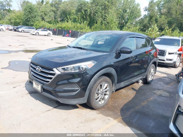 Hyundai TUCSON SE 2018 KM8J2CA45JU701186 Image 2