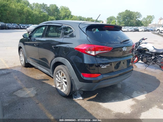 Hyundai TUCSON SE 2018 KM8J2CA45JU701186 Image 3