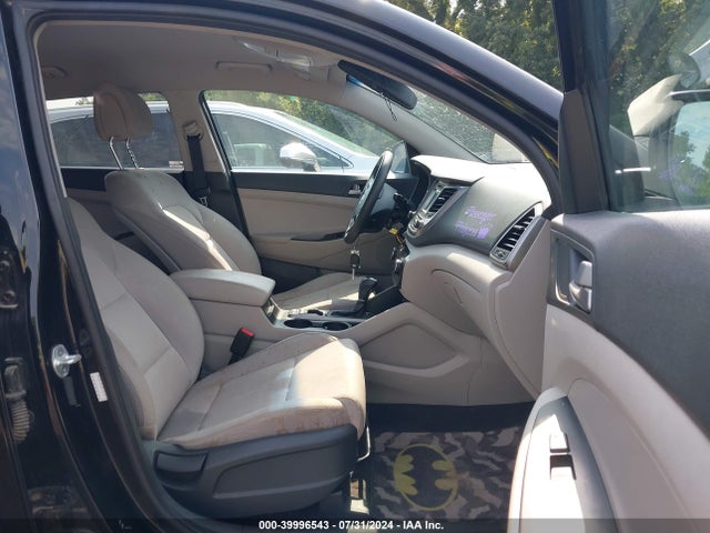 Hyundai TUCSON SE 2018 KM8J2CA45JU701186 Image 5