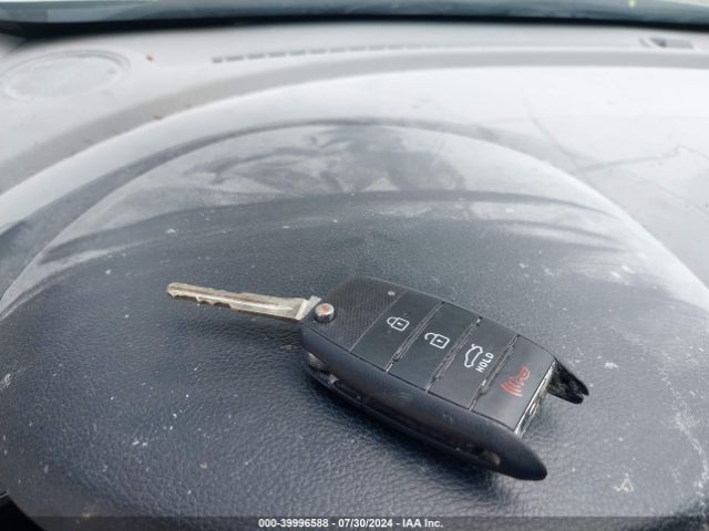 3KPFK4A76HE053649 KIA FORTE LX