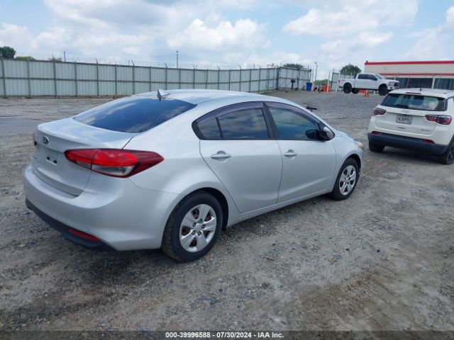 3KPFK4A76HE053649 KIA FORTE LX