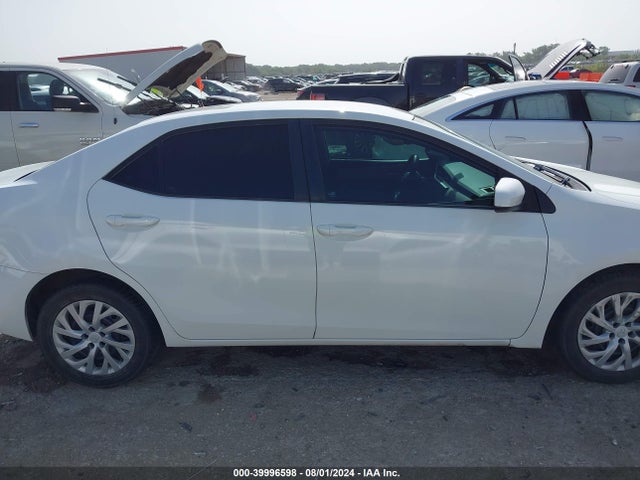 Toyota COROLLA LE 2017 5YFBURHE4HP629926 Image 13