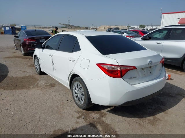 Toyota COROLLA LE 2017 5YFBURHE4HP629926 Image 3