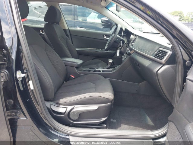 KIA Optima Lx 2017 5XXGT4L33HG130514 Image 5