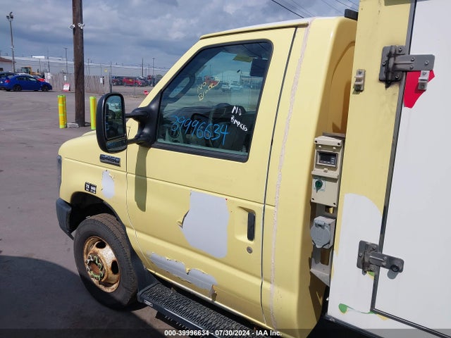 2017 Ford E-450 Cutaway მანქანა იყიდება აუქციონზე, vin: 1FDXE4FS0HDC69096, აუქციონის ნომერი: 39996634