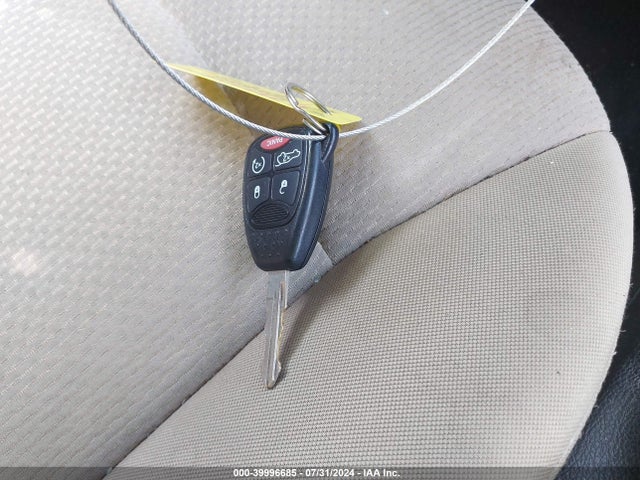 Chrysler 200 Touring 2014 1C3CCBBB5EN185076 Image 11