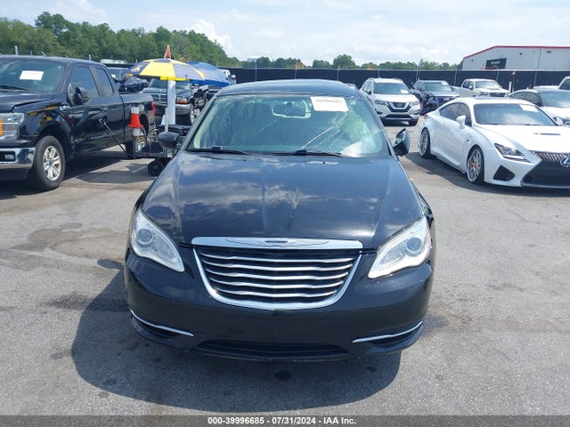 1C3CCBBB5EN185076 Chrysler 200 Touring