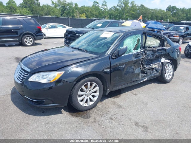 1C3CCBBB5EN185076 Chrysler 200 Touring