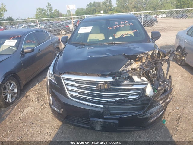 1GYKNARS7KZ111061 Cadillac Xt5 Standard