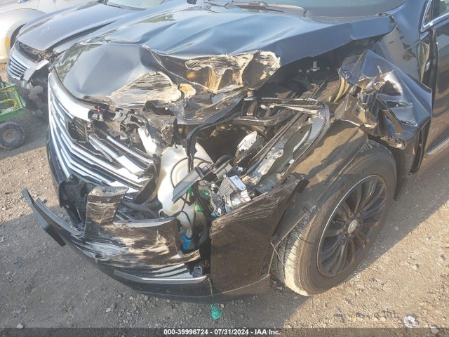 1GYKNARS7KZ111061 Cadillac Xt5 Standard