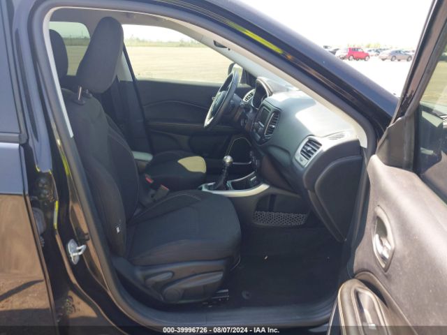 3C4NJCAB0JT339480 Jeep Compass Sport Fwd