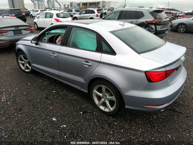 Audi A3 2.0t Premium 2016 WAUB8GFF9G1021629 Image 3