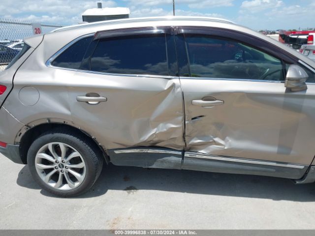 5LMCJ2C98JUL13056 Lincoln MKC SELECT