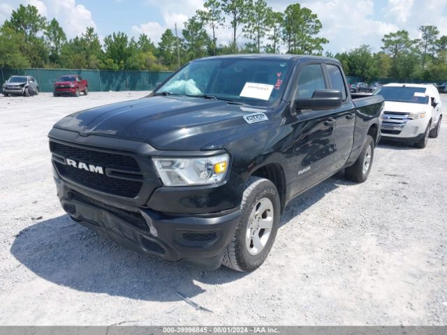 1C6RRECT9KN604191 RAM 1500 Tradesman Quad Cab 4x2 6'4 Box