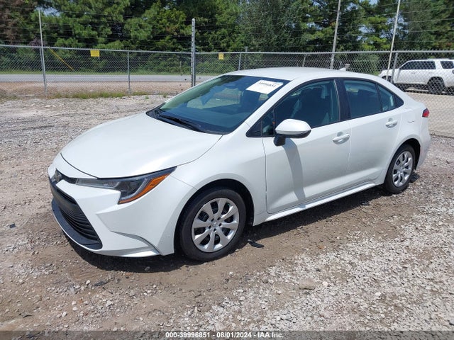 Toyota COROLLA LE 2024 5YFB4MDE1RP110827 Image 2
