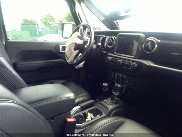 1C4HJXEN9KW648384 Jeep Wrangler Unlimited Sahara Altitude 4x4