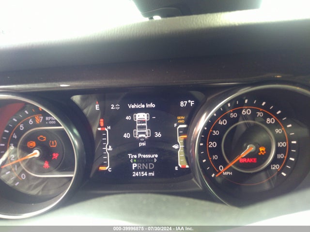 1C4HJXEN9KW648384 Jeep Wrangler Unlimited Sahara Altitude 4x4