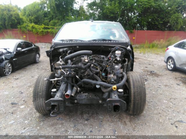 1FMJU1JT2KEA85318 Ford Expedition Xlt