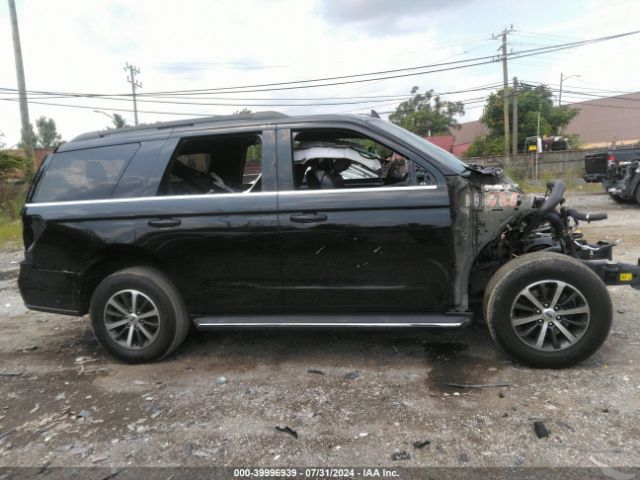 1FMJU1JT2KEA85318 Ford Expedition Xlt