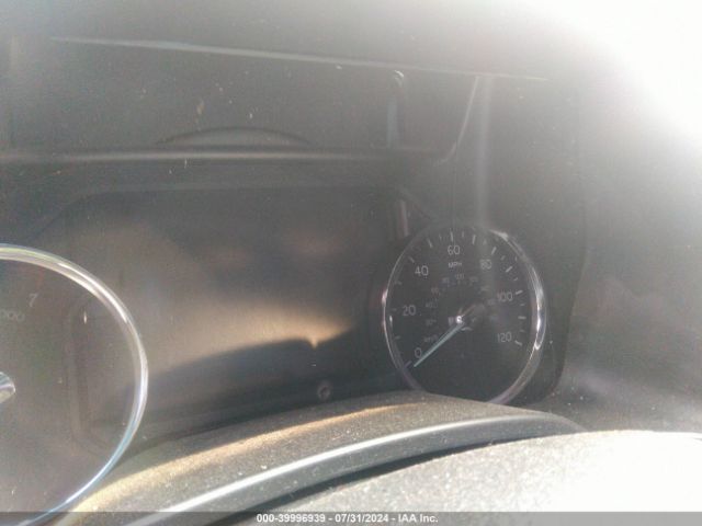 1FMJU1JT2KEA85318 Ford Expedition Xlt