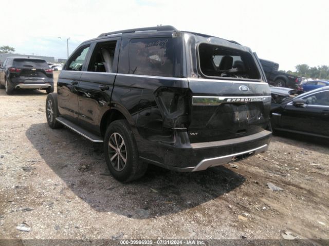 1FMJU1JT2KEA85318 Ford Expedition Xlt
