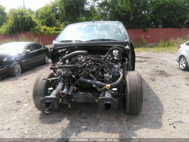 1FMJU1JT2KEA85318 Ford Expedition Xlt