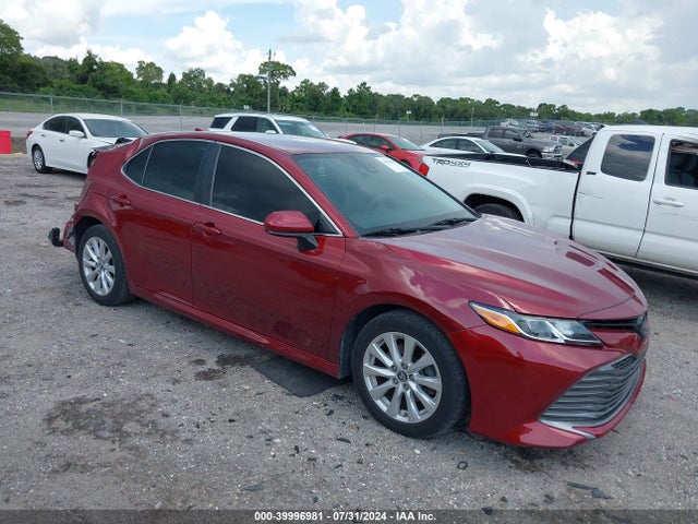 2019 4T1B11HK5KU809695 main image