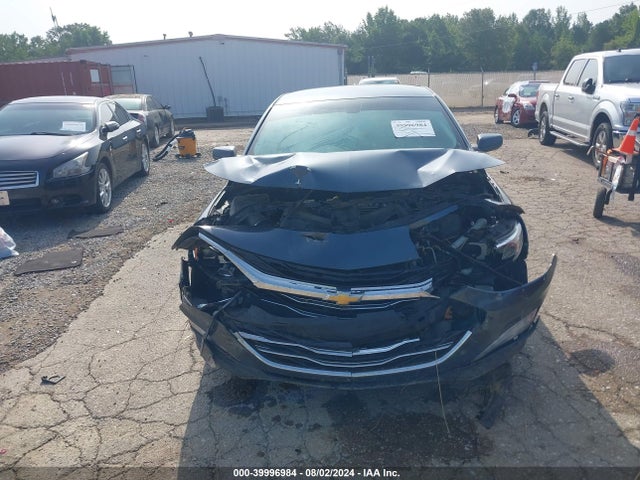 1G1ZD5ST8KF157834 Chevrolet MALIBU LT