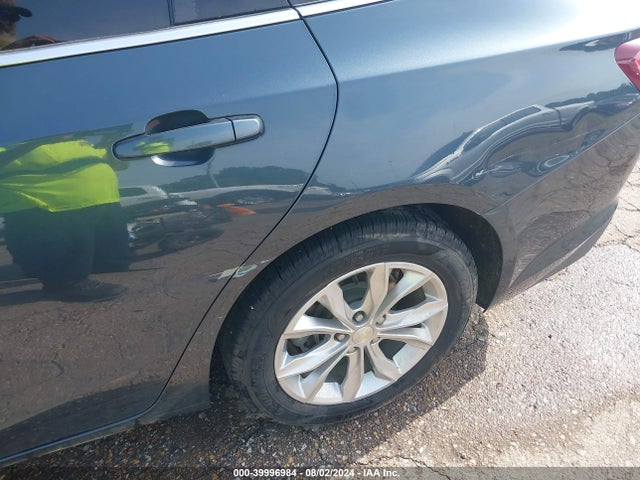 1G1ZD5ST8KF157834 Chevrolet MALIBU LT