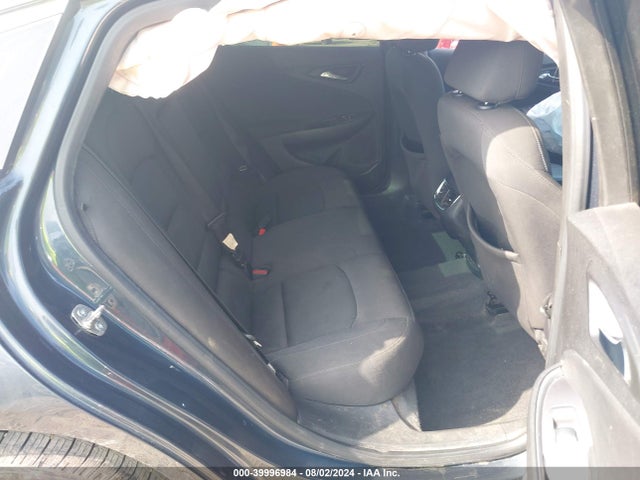 1G1ZD5ST8KF157834 Chevrolet MALIBU LT