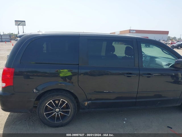 2C4RDGEGXHR640311 Dodge Grand Caravan Gt