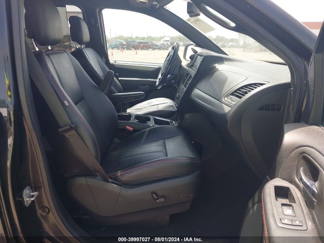 2C4RDGEGXHR640311 Dodge Grand Caravan Gt