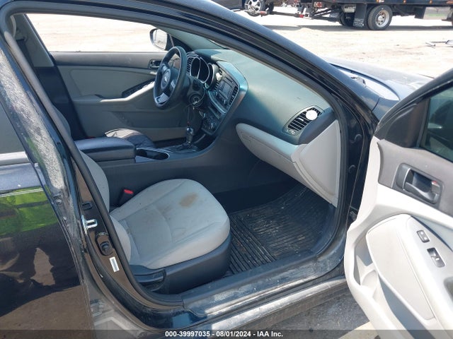 5XXGM4A75EG333922 KIA Optima Lx
