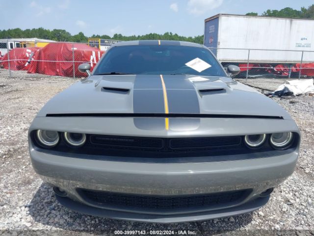 2C3CDZAGXHH592536 Dodge Challenger Sxt