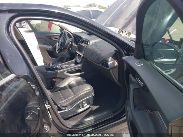 SADCK2GX8KA390451 Jaguar F-Pace