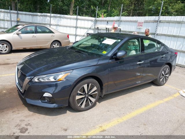 1N4BL4DW2LC273570 Nissan Altima Sv Intelligent Awd