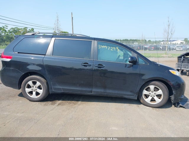 Toyota Sienna Le V6 8 Passenger 2014 5TDKK3DC3ES485666 Image 12