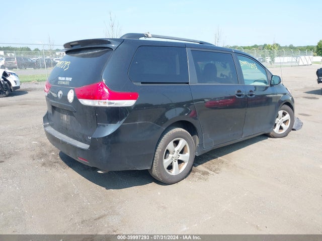 Toyota Sienna Le V6 8 Passenger 2014 5TDKK3DC3ES485666 Image 4