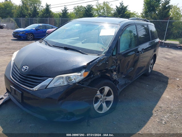 Toyota Sienna Le V6 8 Passenger 2014 5TDKK3DC3ES485666 Image 6