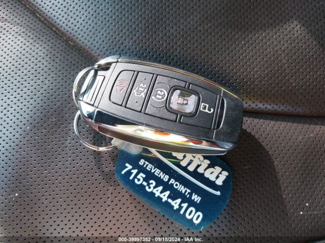 5LMCJ3D98HUL09085 Lincoln Mkc Reserve