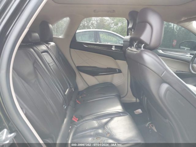 5LMCJ3D98HUL09085 Lincoln Mkc Reserve